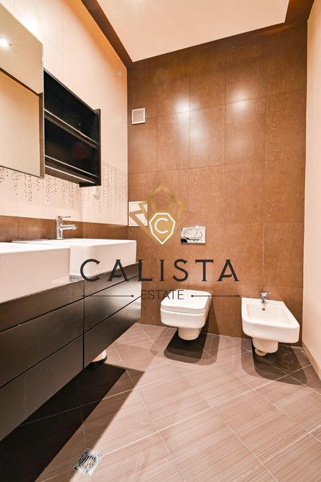 Дава се под наем Четиристаен апартамент в София, Витоша - 300 кв.м за 1790 € - Снимка #10