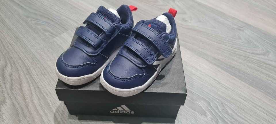 Детски маратонки ADIDAS - 21 номер