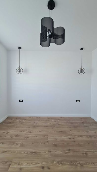 Apartament 3 camere/200 metri Metrou Lujerului/Reabilitat/Loc parcare