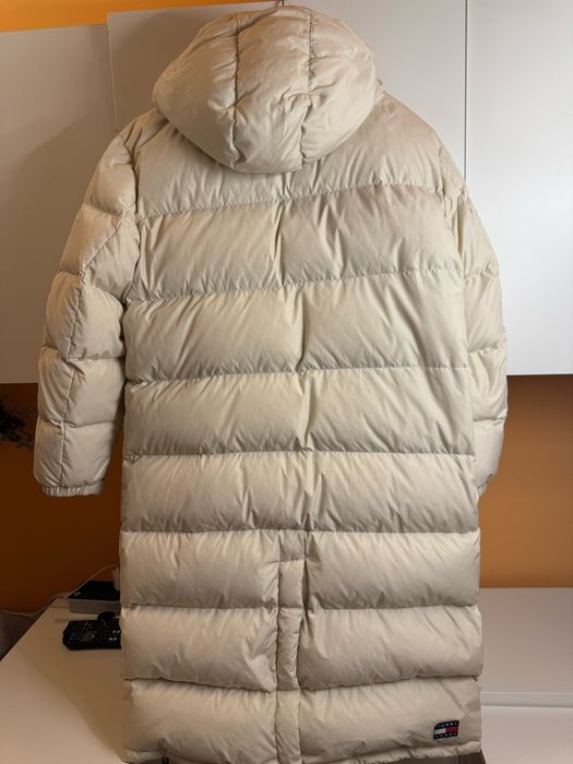 Дамско зимно яке Tommy Hilfiger – оригинално, с естествен пух