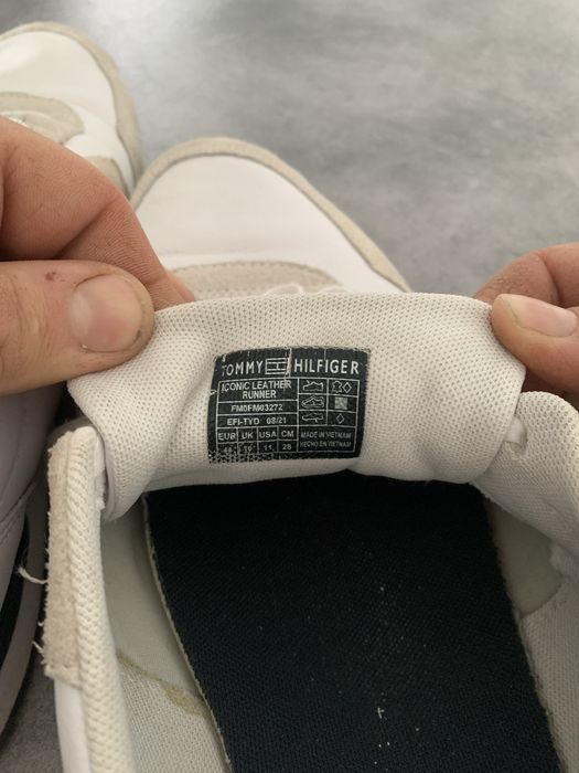 Adidasi Tommy Hilfigher