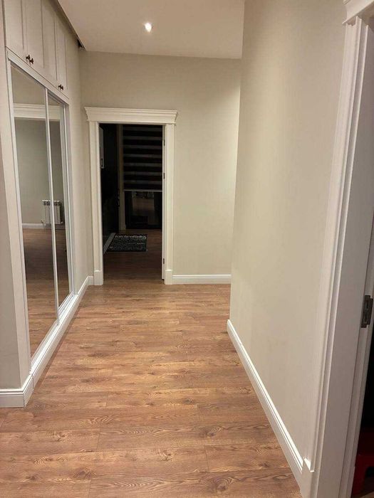 Аренда долгосрочная 2\7\9  люкс квартира 90 м2 над рестораном Босфорус