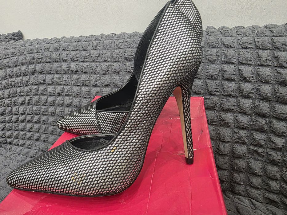 Дамски обувки размер 39 reserved