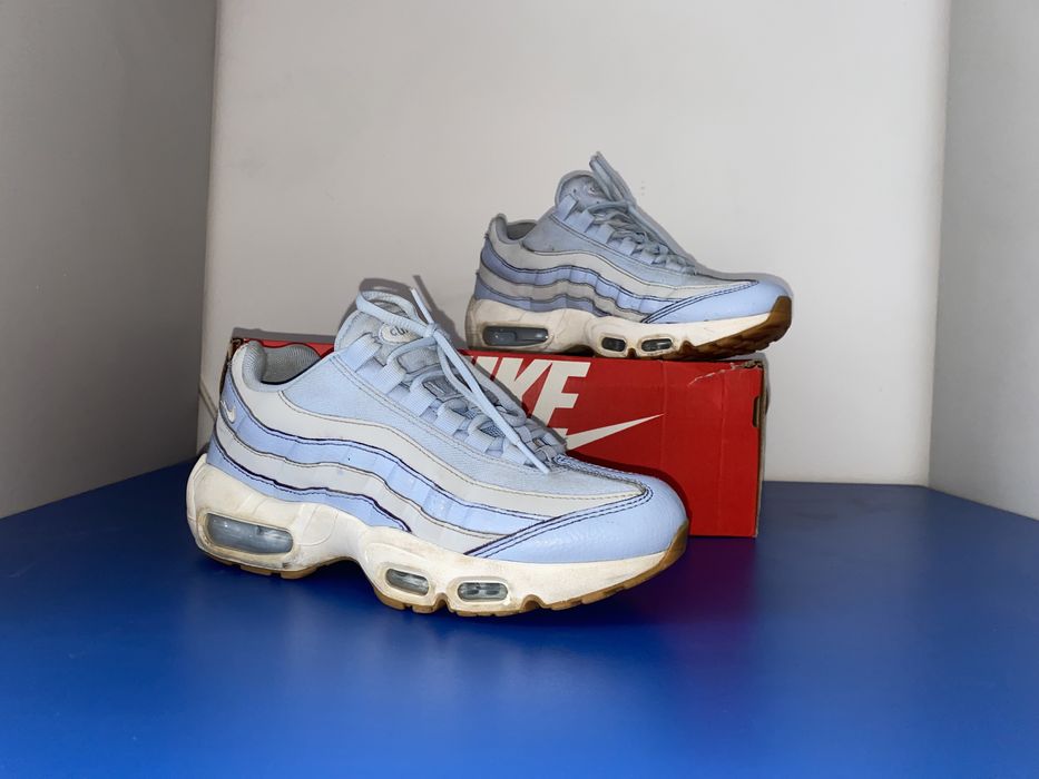 Nike 95 Light Blue