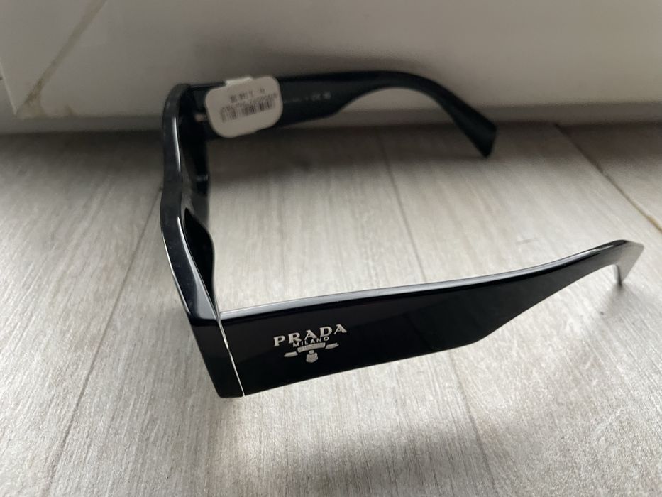 ochelari prada noi