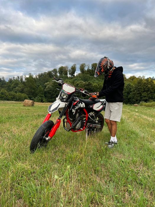 Swm sm 125 2020 (supermoto)