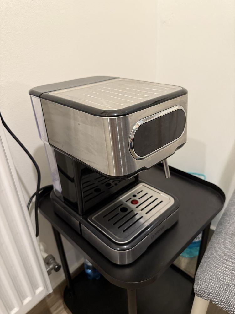 Aparat de cafea manual