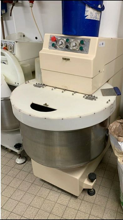 Машина за сваляне на кожи 2500лв