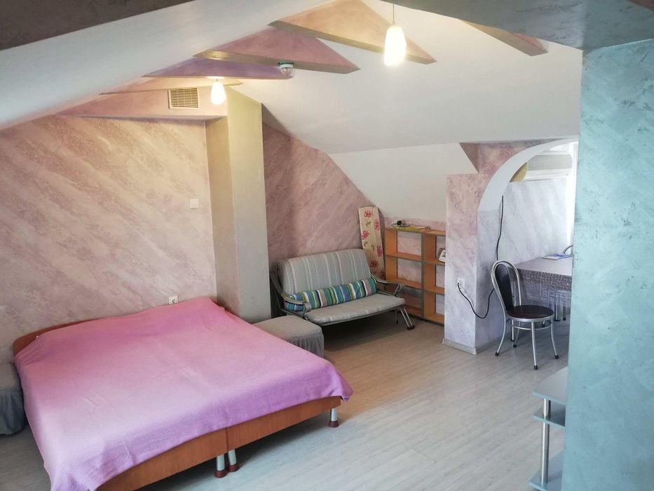 Дава се под наем Двустаен апартамент в Бургас, Лазур - 50 кв.м за 408 € - Снимка #4