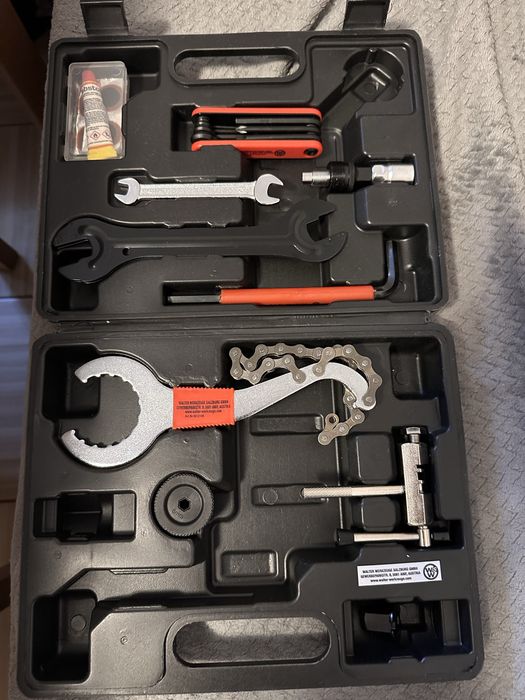 Trusa reparatie bicicleta