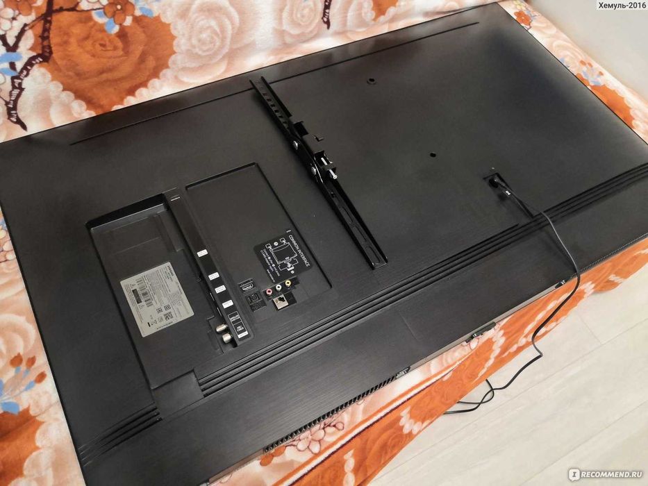 ПРОДАМ 50" SMART 4K Телевизор Samsung UE50TU8000U. Состояние ОТЛИЧНОЕ