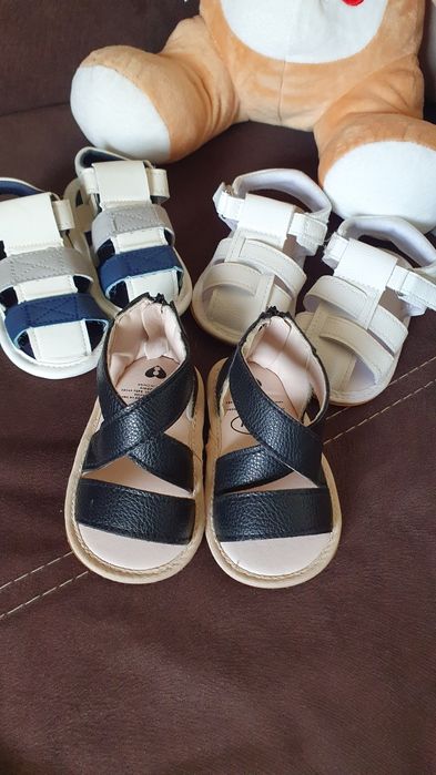 Бебешки обувки за момче