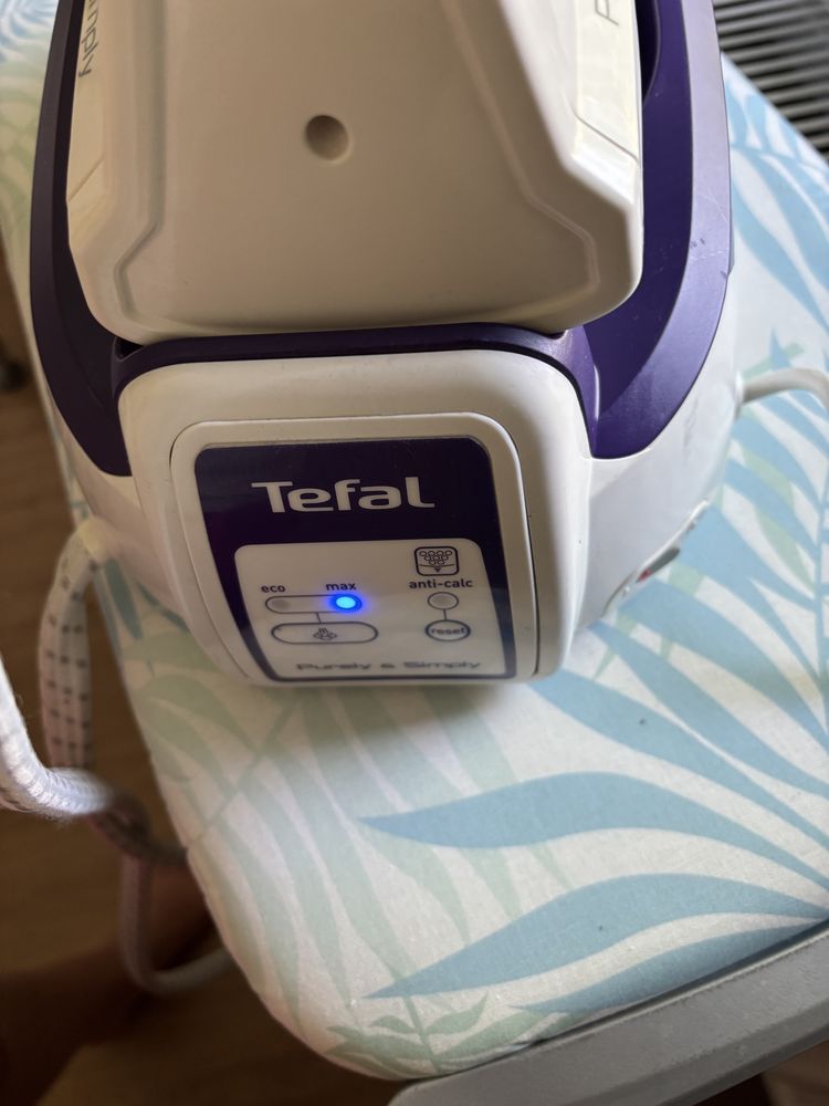 Tefal statie de calcat rufe
