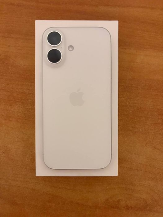 Новый Iphone 16 базовый, на 128 гб с физической симкой