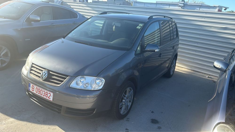 Vand/Touran-2005-1.9D-7locuri-Recent Adus/1500€
