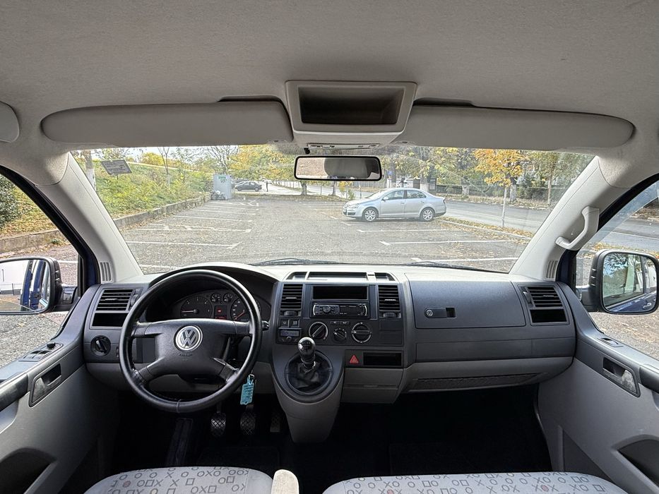 VW Transporter T5 1.9 Tdi Modelul Lung cu 6 Locuri si Marfa