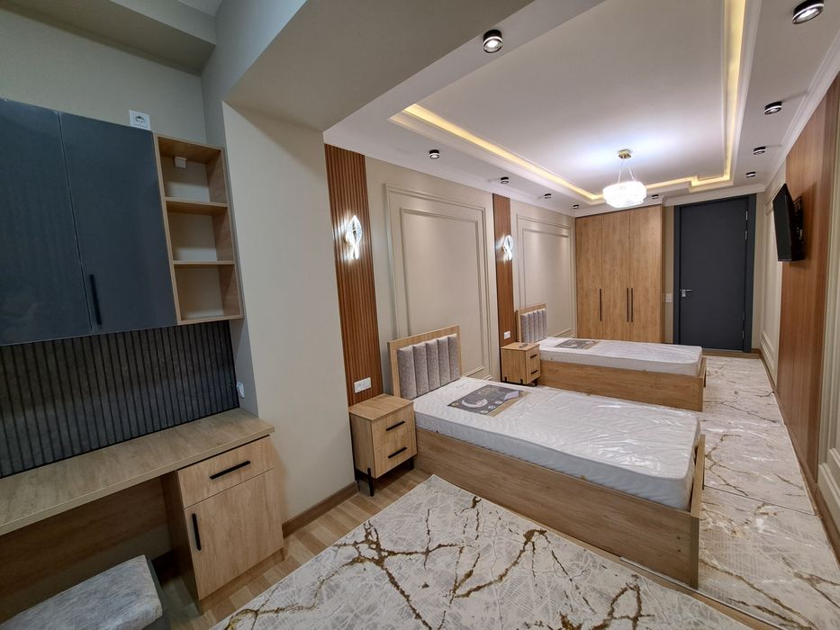 3 xonali lyuks kvartira sotiladi