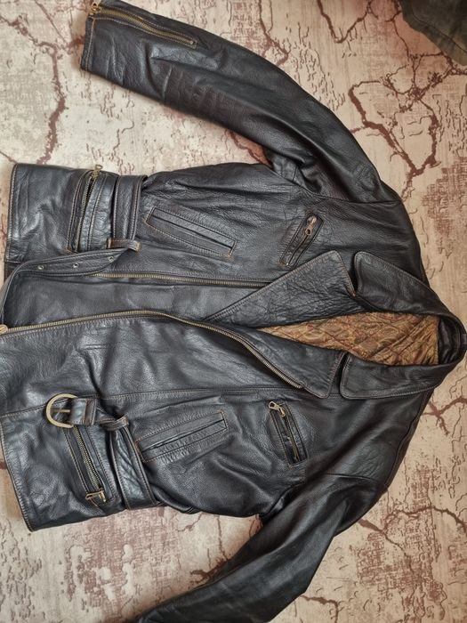 Кожени елеци и якета