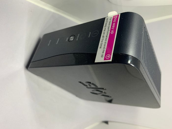 Sky Box2 router/acces point/extender 1 port WAN 4 port LAN nu TP-Link