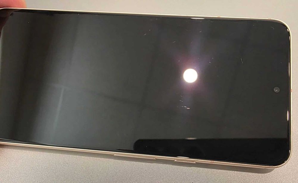 Google Pixel 8 Rose 8GB RAM 128GB Android 16