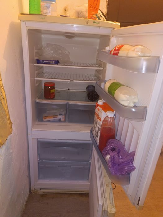 Холодилник продам срочно