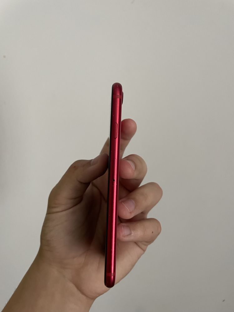 Iphone SE 2 64 GB RED
