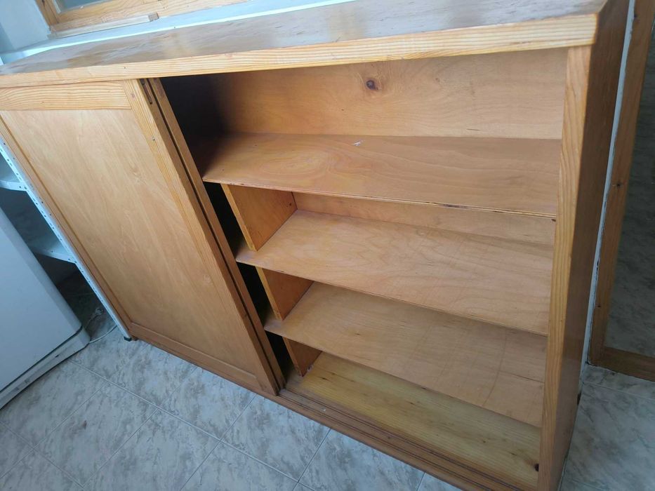 Масивен шкаф за обувки и др.