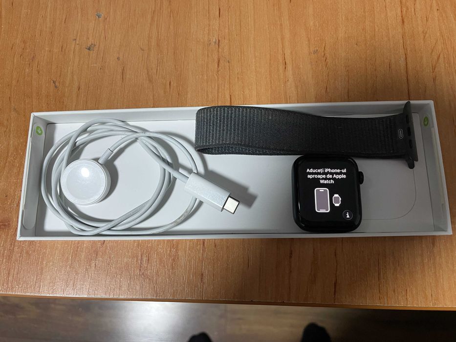 apple watch se gen 2 dim 44 mm culoare negru midnicht gps 2023 smart