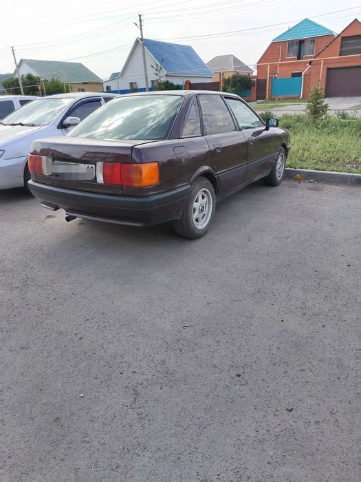 Продам Ауди 90 резина на 15лето
