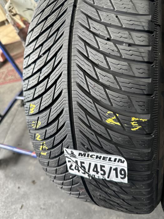 245/45/19  michelin m+s