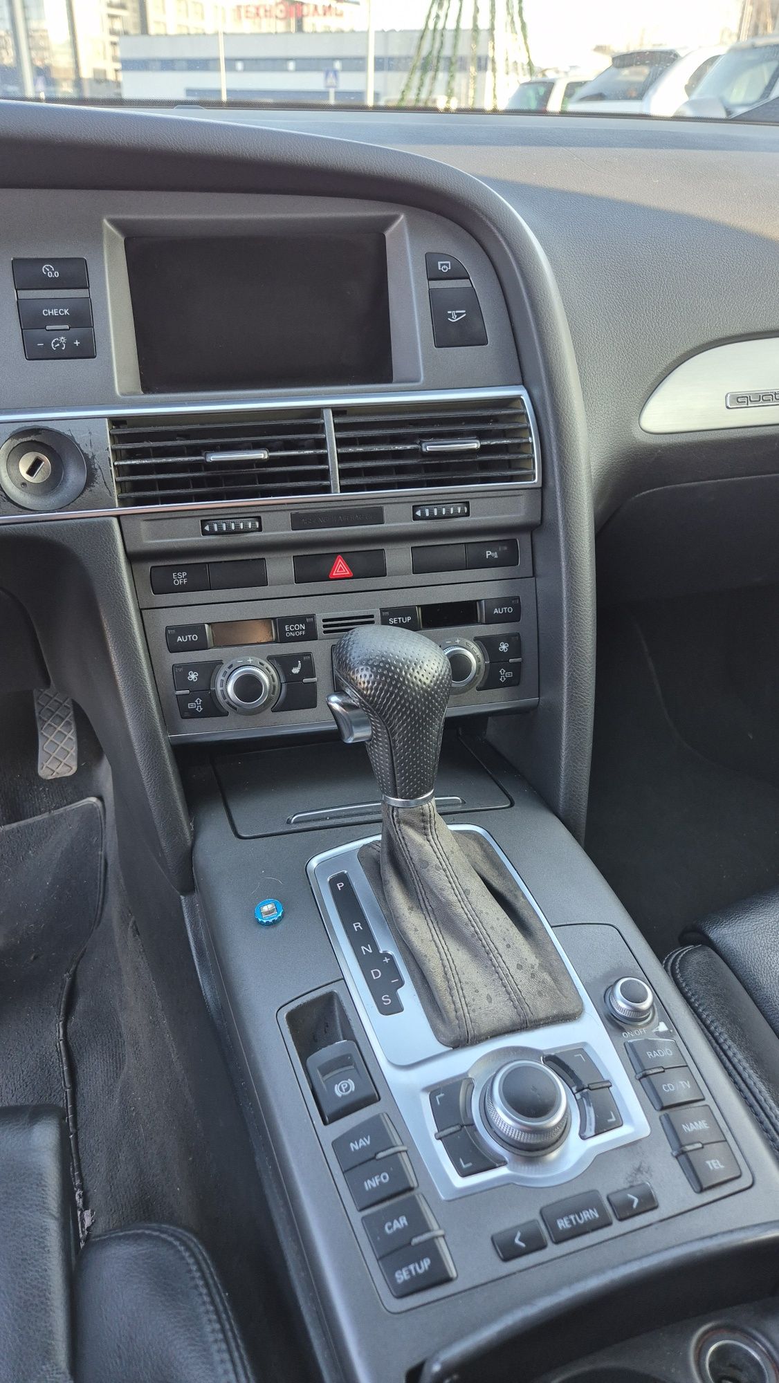 Продавам Audi A6 C6
