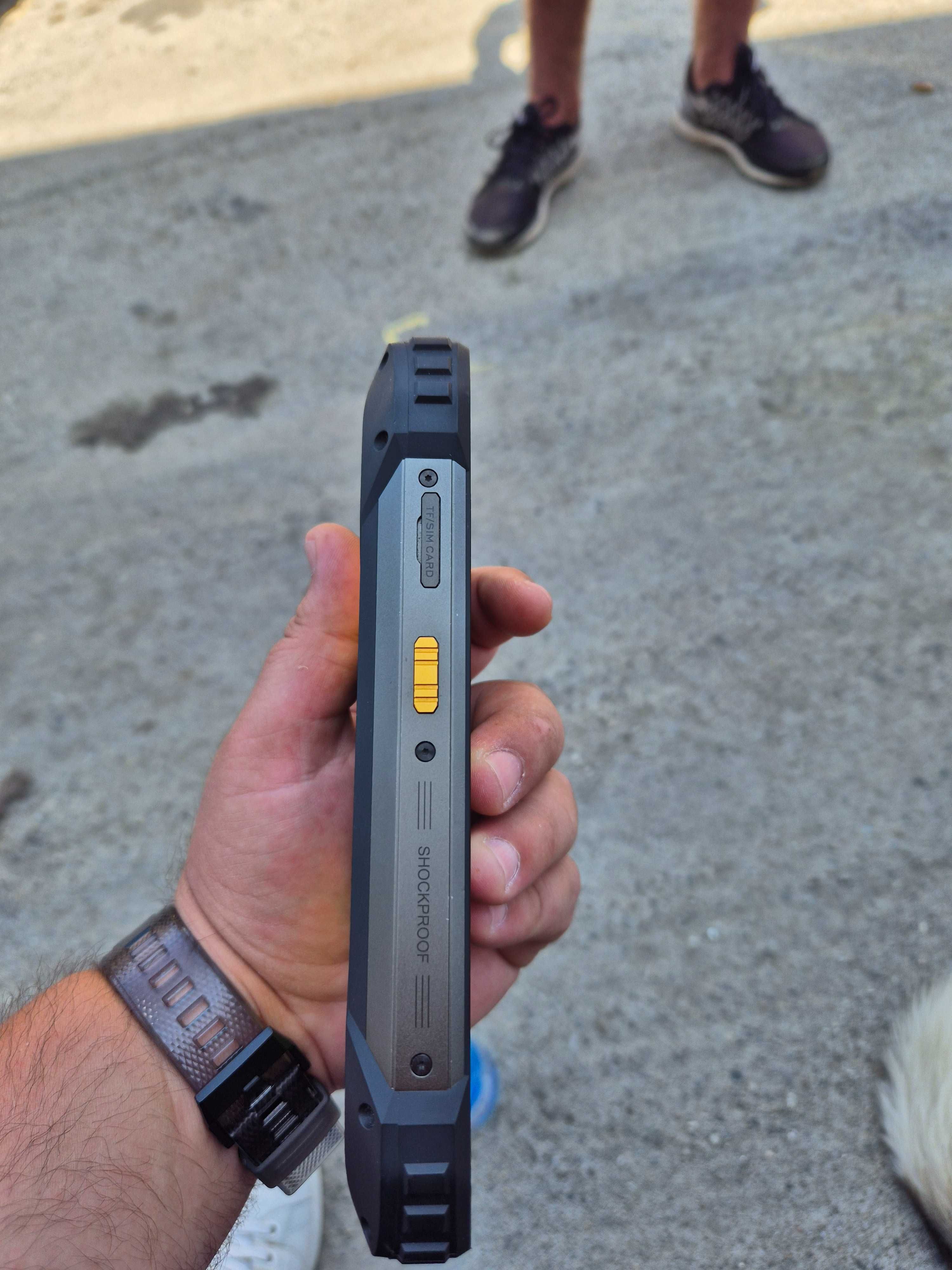 Blackview bv7300