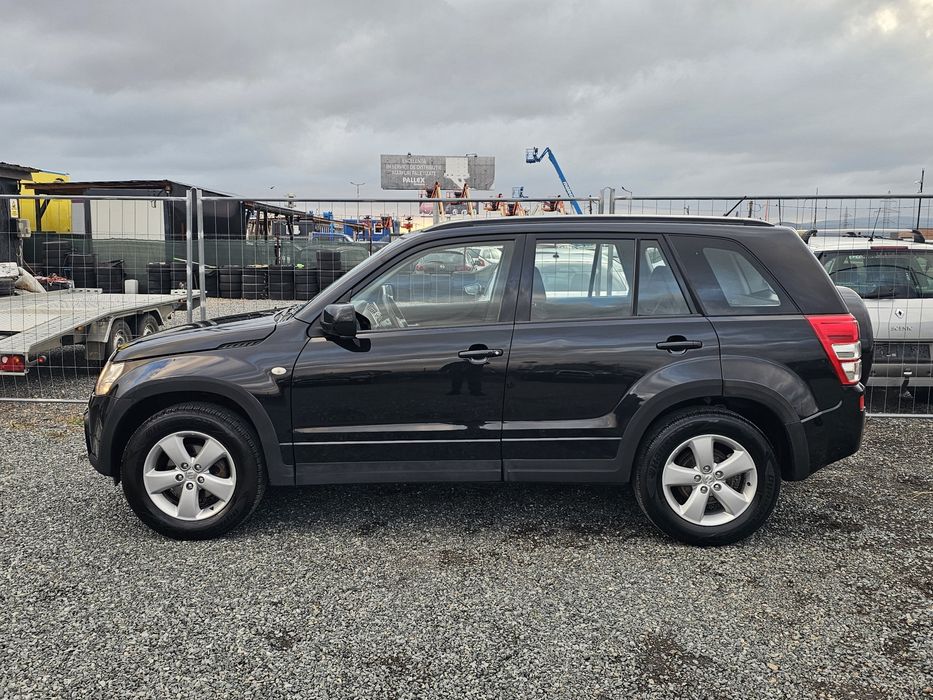 Suzuki grand vitara,2.0Benzina,4x4,Clima,Navi,Jante,Posibil Rate ***