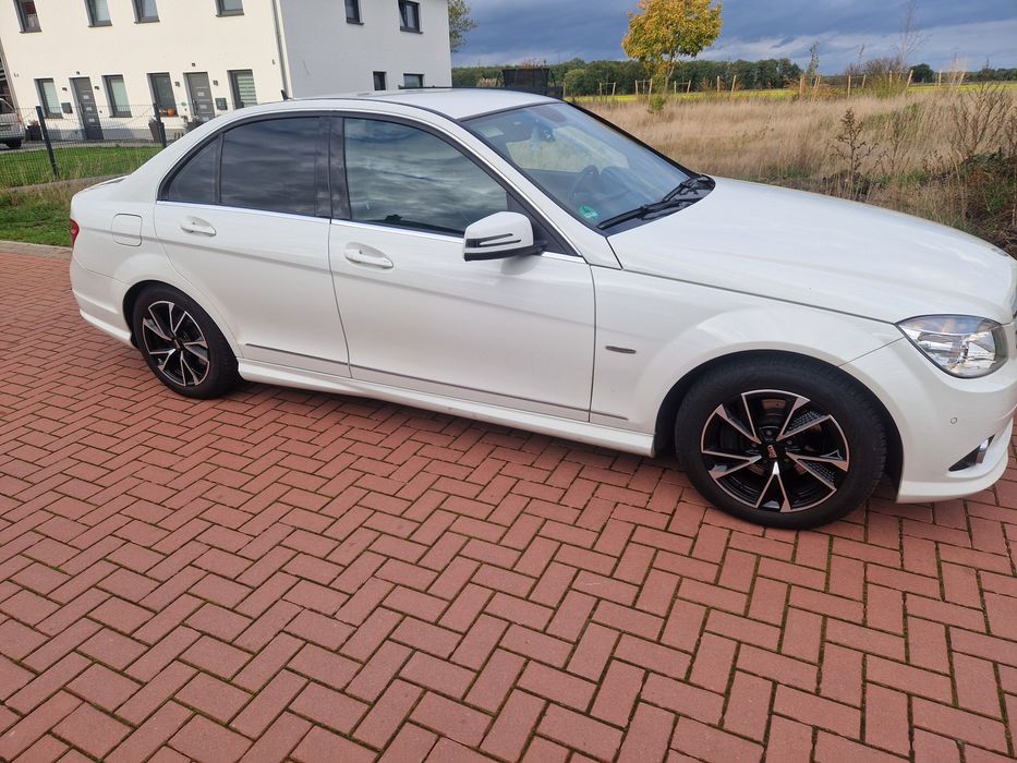 Mercedes Benz C200 PAKET AMG LINE
