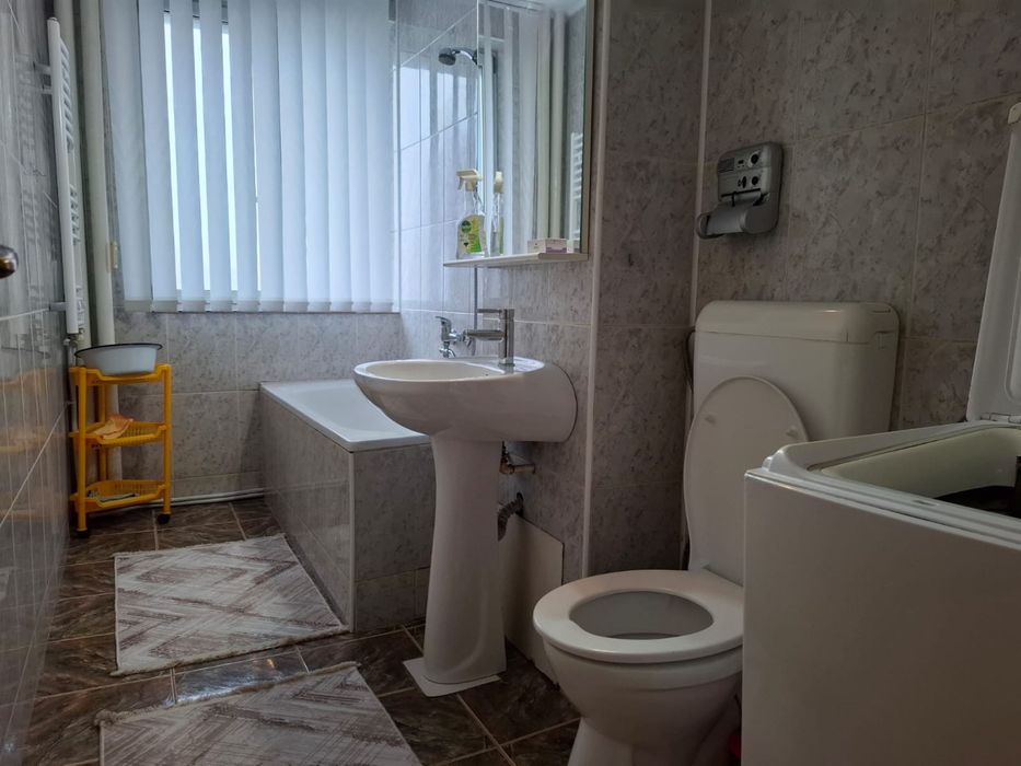 Inchiriere apartament 3 camere Bacau Orizont