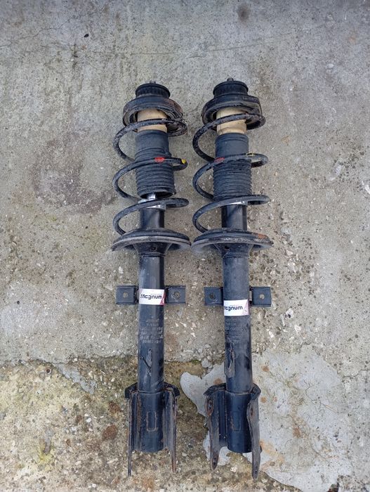 Задни амортисьори Alfa Romeo 147