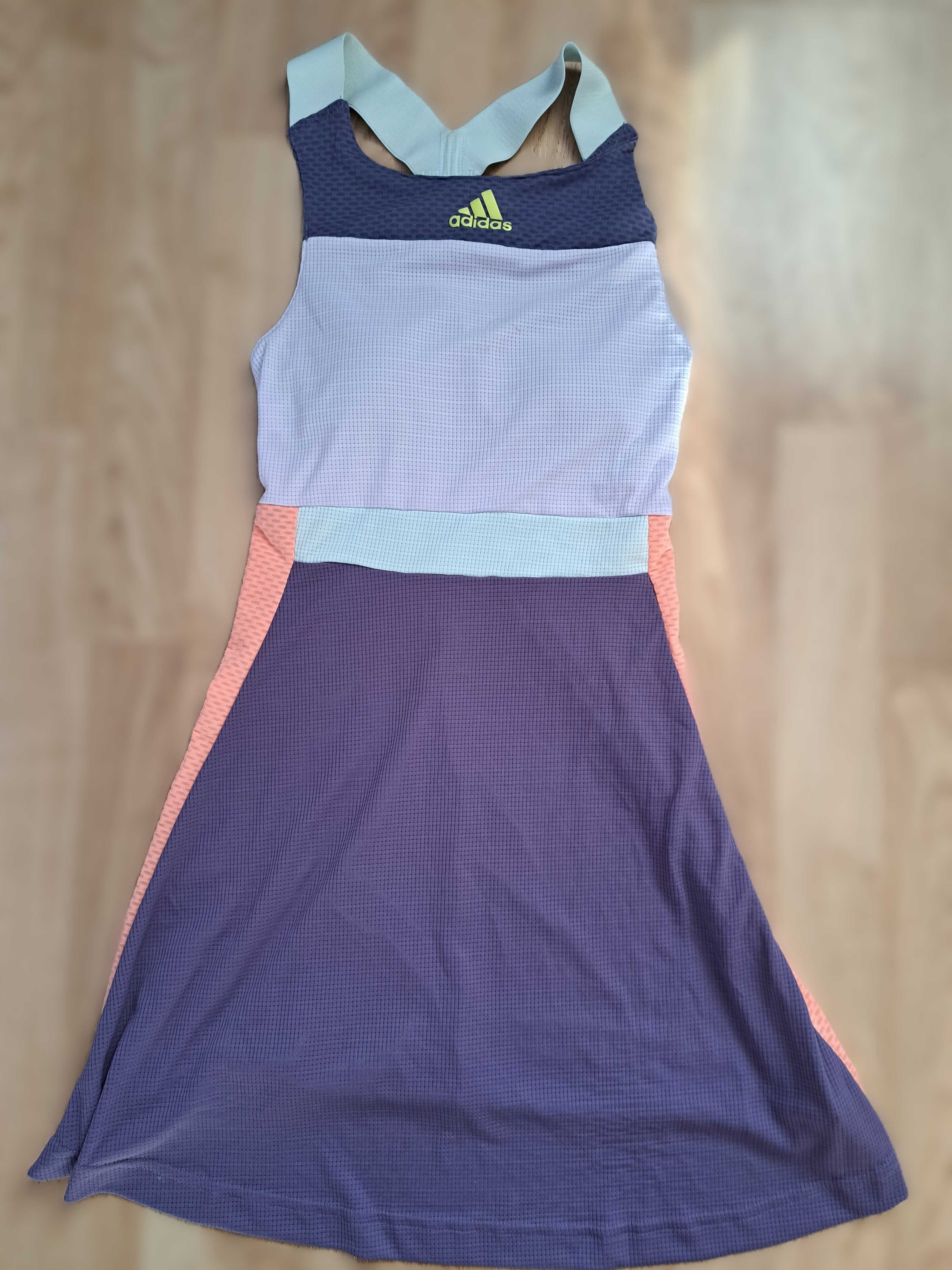 Спортна рокля с къси панталонки - Adidas