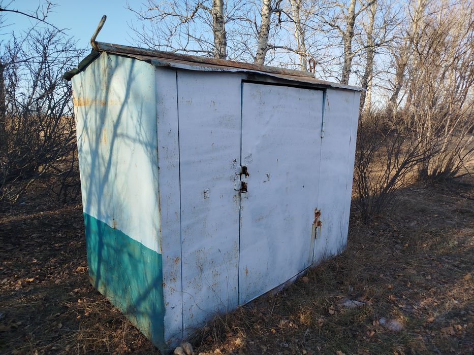 Будка металлическая