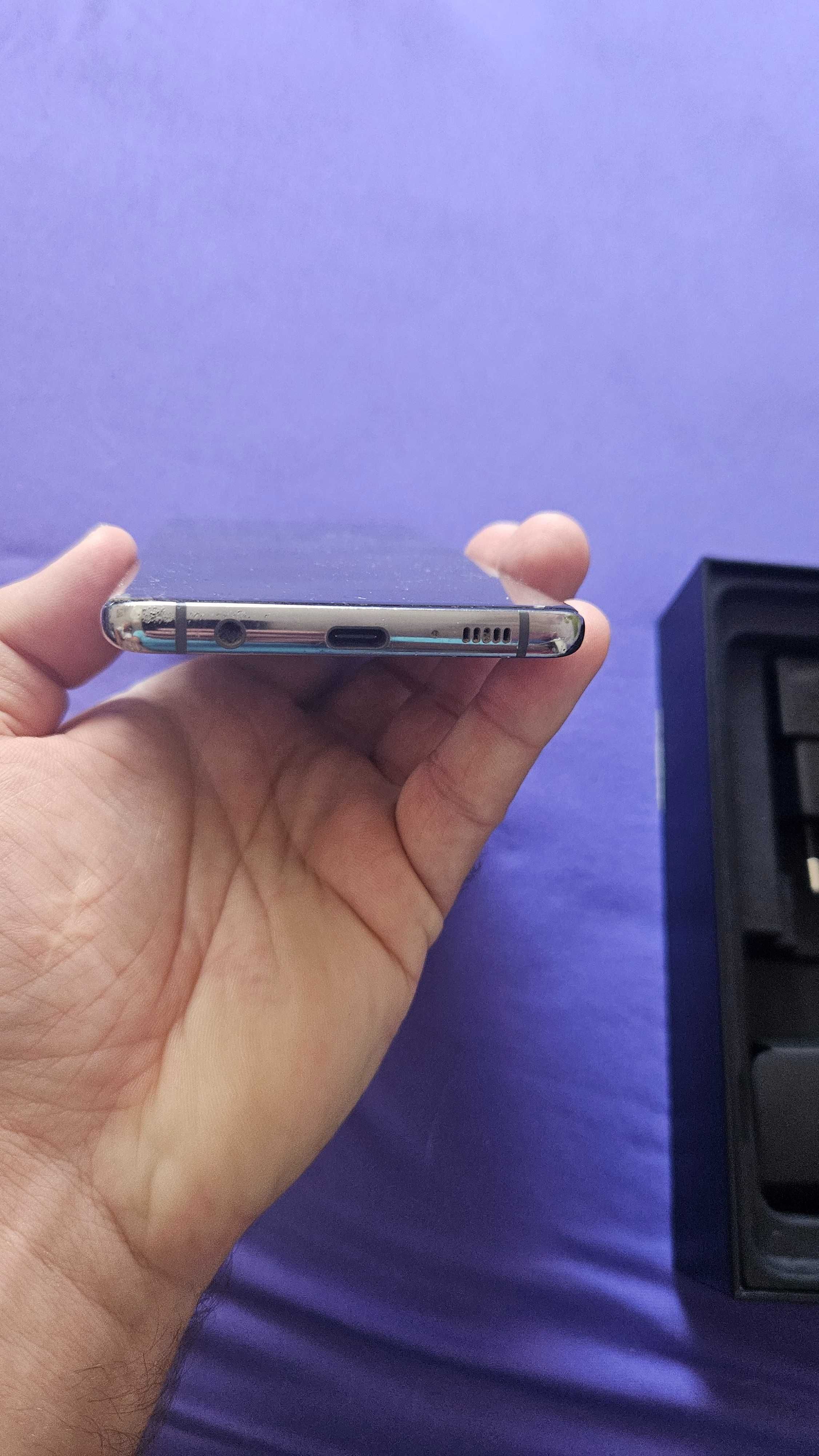 Samsung S10 + Plus