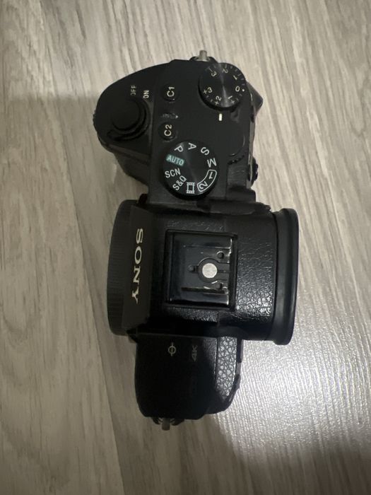 Sony a7 iii body sotiladi