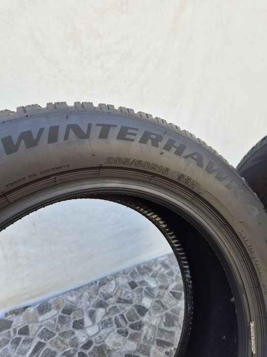 2бр 205 60 16 Firestone зимни - 21г