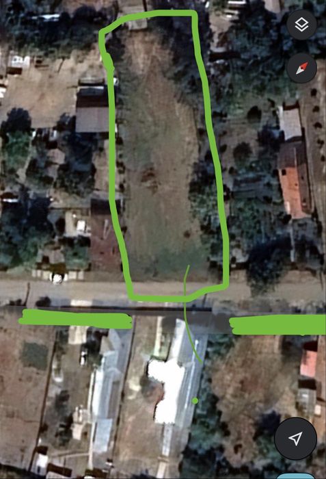 Teren intravilan 1100 mp
