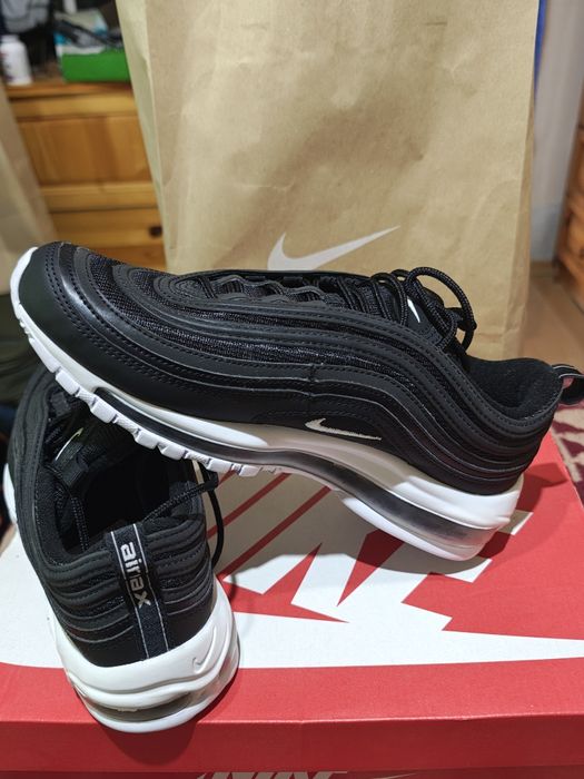 Нови маратонки Nike AIR MAX