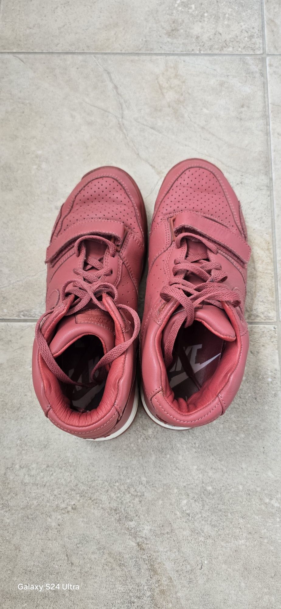 Маратонки Nike Air 41