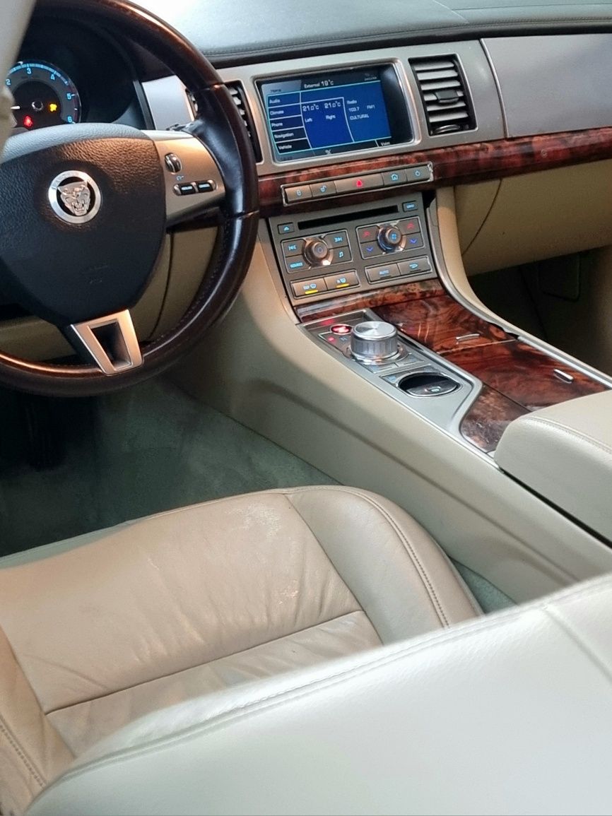 Jaguar XF Luxury, 3.0d, Euro 5
