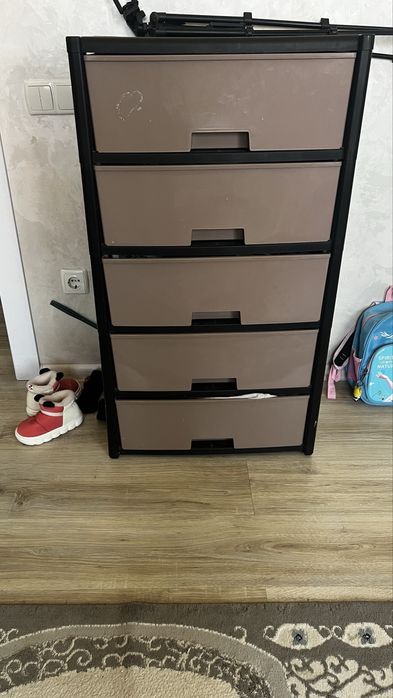 Продам комод пластиковый