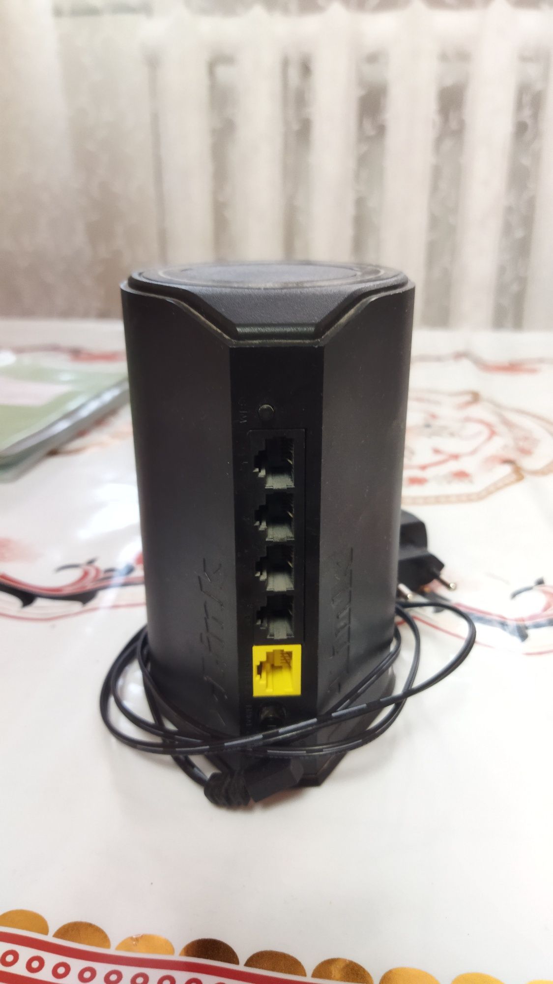 Продам файфай роутер