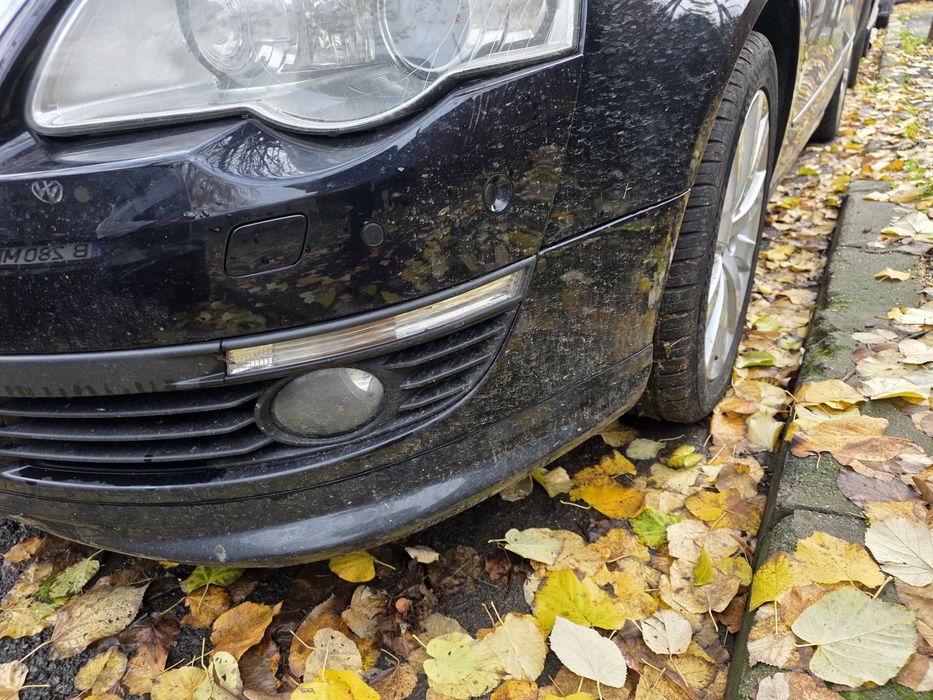 Bara fata+2 aripi +capota +2 far bi xenon passat b6 negeu lc9x