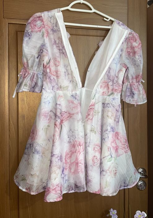 Рокля на цветя М размер