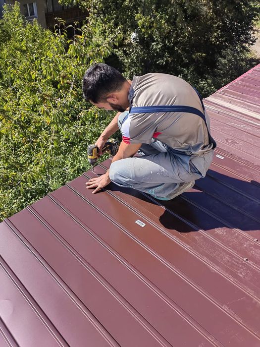 Renovări de case și apartamente.